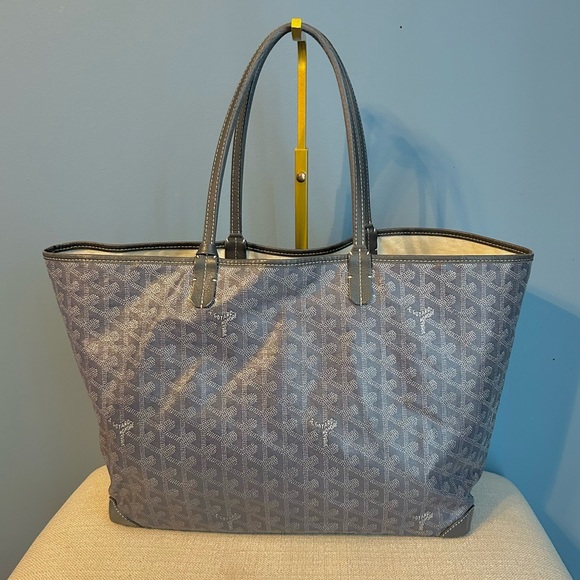 Goyard Handbags - Goyard Gray Saint Louis PM Tote Bag